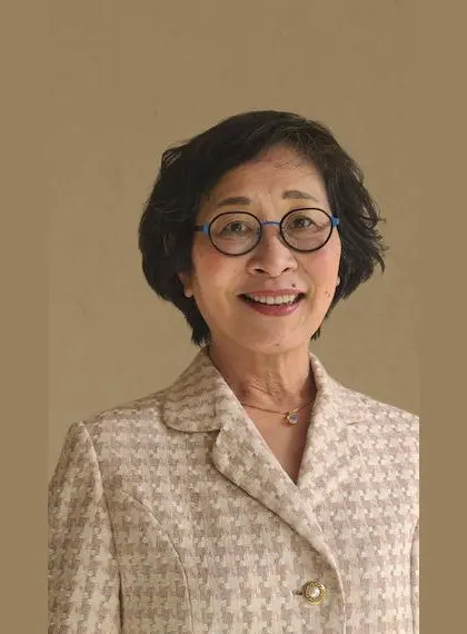 山根 香